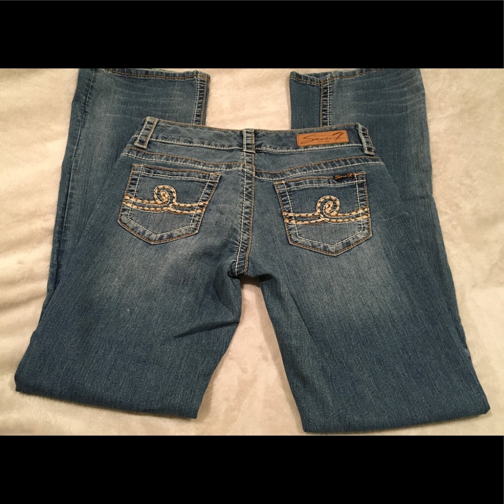 SEVEN 7 Bootcut jeans S28 w/embroidered pockets